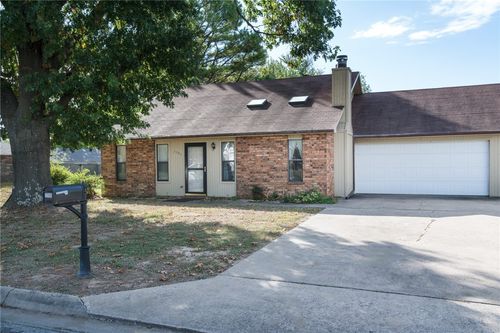 3506 W Wood Street, Rogers, AR, 72756 | Card Image