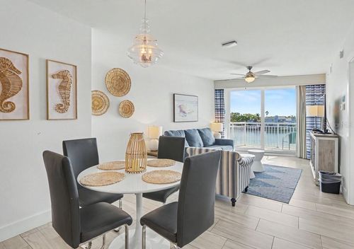 301e-10091 Gulf Blvd, TREASURE ISLAND, FL, 33706-4806 | Card Image