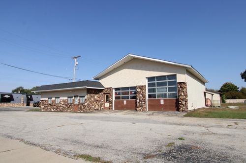 1308 S Heaton St, Knox, IN, 46534-2312 | Card Image