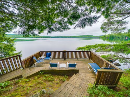 196 Beecher Park Way, Long Lake, NY, 12847-7704 | Card Image