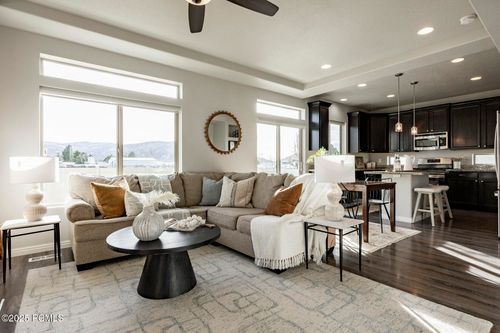 375 W Meadow Walk Dr, Heber City, UT, 84032-2292 | Card Image