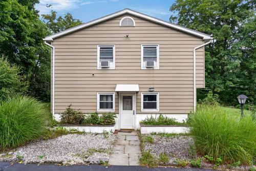 155 Stoneleigh Ave, Carmel, NY, 10512-3985 | Card Image