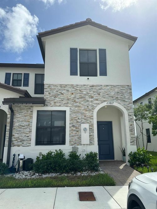 23427 Sw 127th Pl, Homestead, FL, 33032-9215 | Card Image