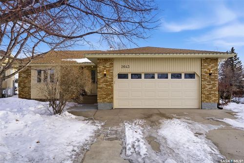 2643 Lacombe Cres E, Regina, SK, S4V1T4 | Card Image