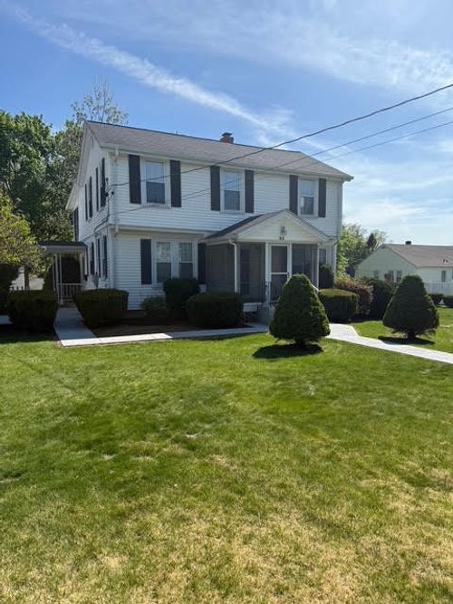 93 Manila Ave, Woonsocket, RI, 02895-4910 | Card Image