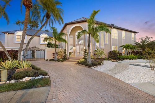 3025 Oakmont Drive, Clearwater, FL, 33761 | Card Image