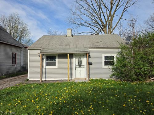 4264 E 164th St, Cleveland, OH, 44128-2410 | Card Image