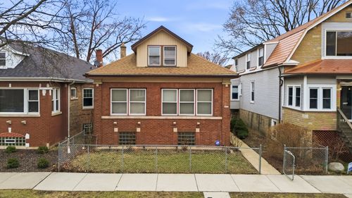 3411 N Springfield Ave, Chicago, IL, 60618-5115 | Card Image