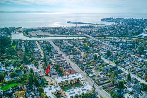 319 Jessie St, Santa Cruz, CA, 95060-4631 | Card Image