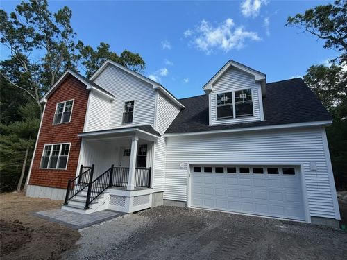 53 Elmgrove Ave, Smithfield, RI, 02917-2607 | Card Image