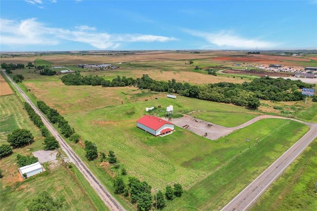 23003 N Frontage Rd, Home with 0 bedrooms, 0 bathrooms and null parking in Clinton OK | Image 18