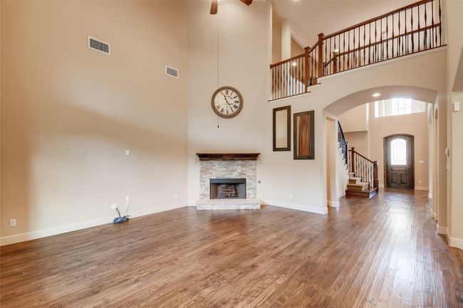 4216 Myrtle Beach Dr, House other with 5 bedrooms, 5 bathrooms and 2 parking in Austin TX | Image 4