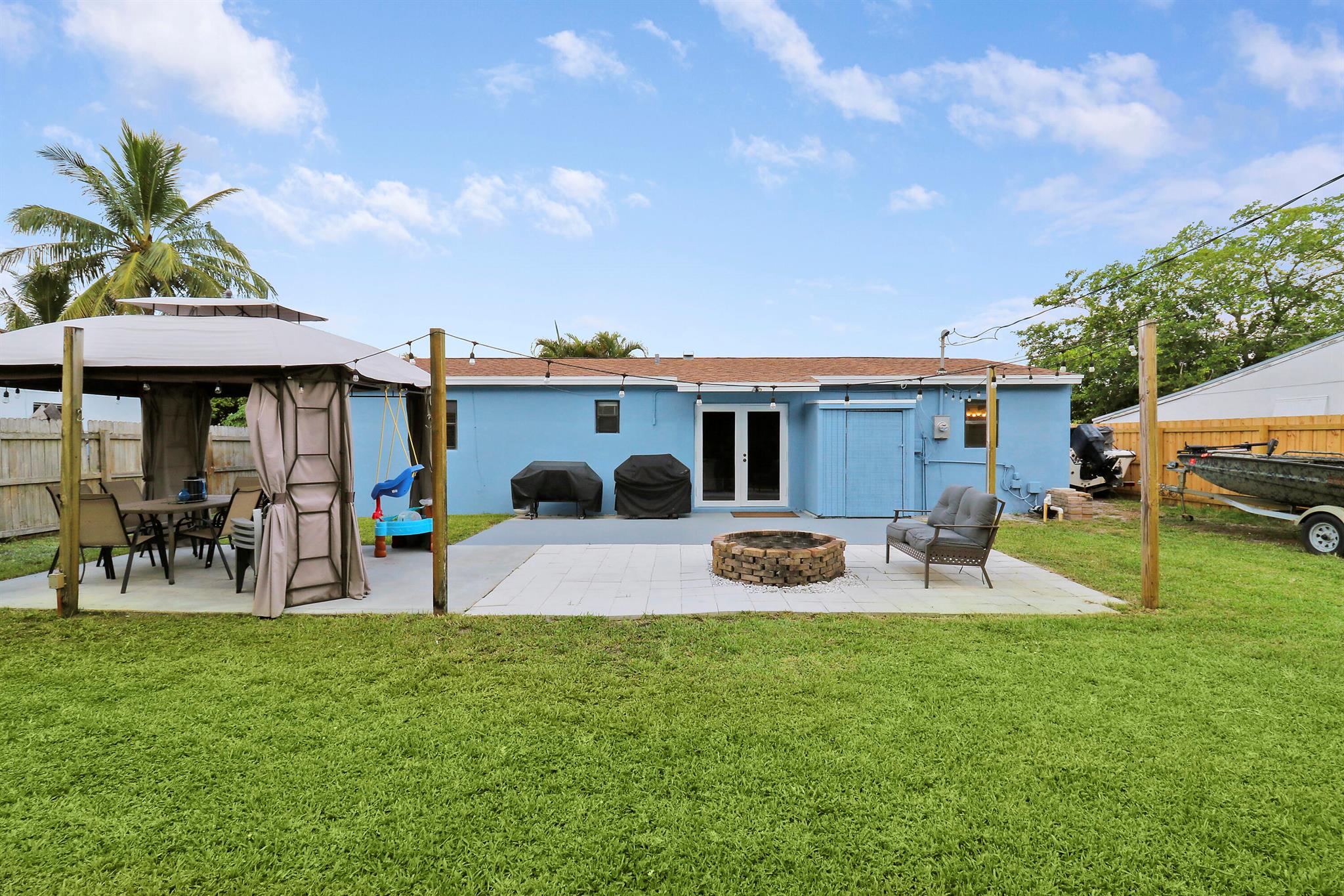 Birmingham Dr, Palm Beach Gardens, FL 33410