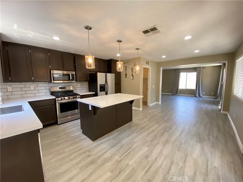 1110 Birch Ln, San Jacinto, CA, 92582-5811 | Card Image