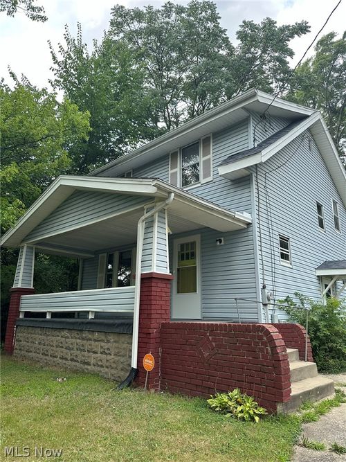 875 Mckinley Ave, Akron, OH, 44306-1954 | Card Image