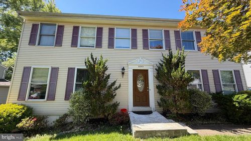 3333 Pickwick Ln, WOODBRIDGE, VA, 22192-4408 | Card Image