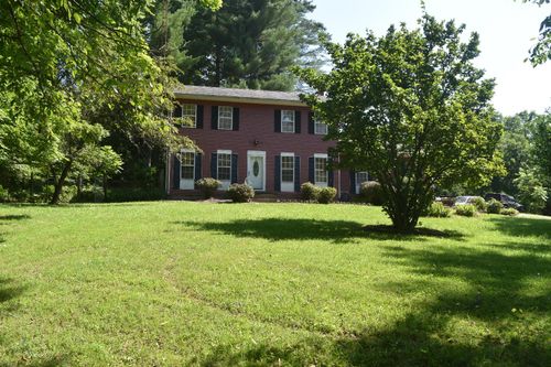 17150 Woodland Trl, Metamora, IN, 47030-9757 | Card Image