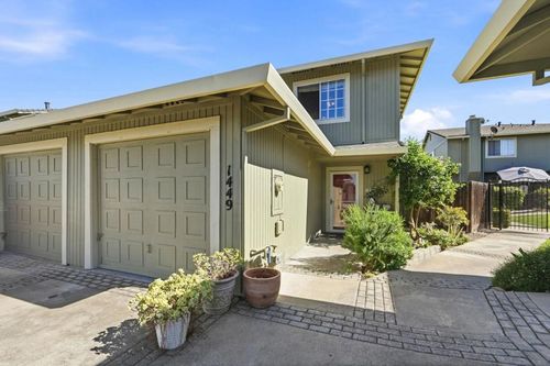 1449 Squire Ct, Hollister, CA, 95023 | Card Image