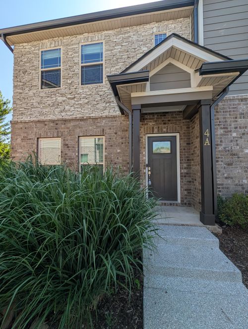4a-555 Gresham Ln, Murfreesboro, TN, 37129-4193 | Card Image