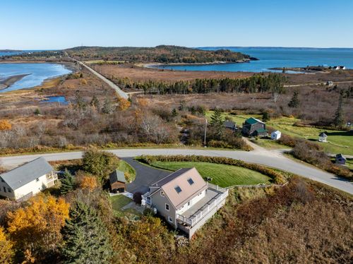 39 Boot Cove Rd, Lubec, ME, 04652-3528 | Card Image