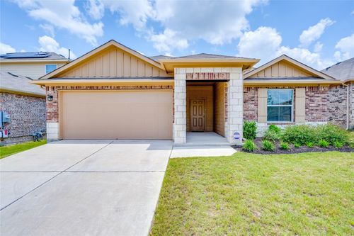 10901 Gonzales Ranger Pass, Austin, TX, 78754-4105 | Card Image