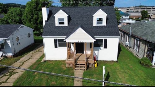 429 Park Ave, South Charleston, WV, 25309-1416 | Card Image
