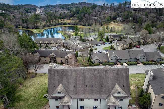 ROBIN-2 - 934 Chetola Lake Drive, Condo with 2 bedrooms, 2 bathrooms and null parking in Blowing Rock NC | Image 39