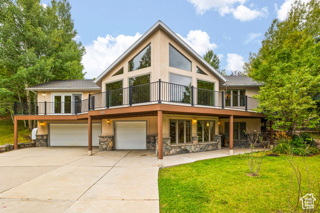 Zurich Dr, Florissant, MO 63031