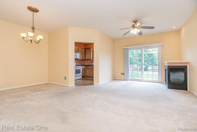Spacious & OPEN Living Space | Image 4