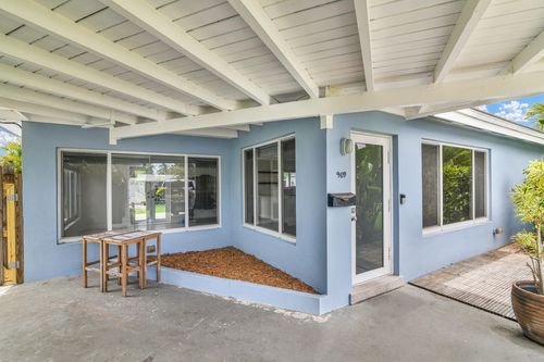 909 Se 16th Pl, Deerfield Beach, FL, 33441-7432 | Card Image
