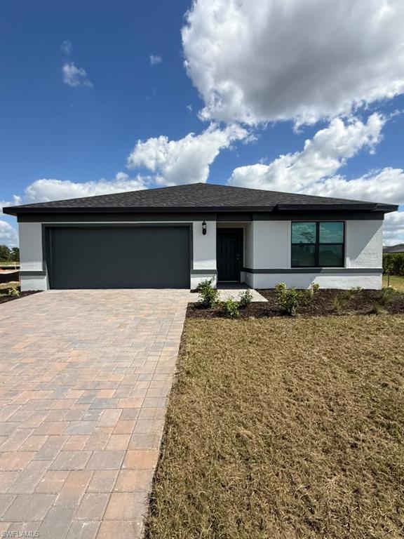 Residential Lease in LABELLE