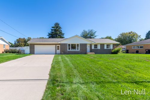 7504 Astronaut Ave, Jenison, MI, 49428-8924 | Card Image