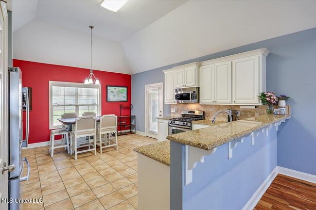 10-1004 Abundance Pl | Image 10
