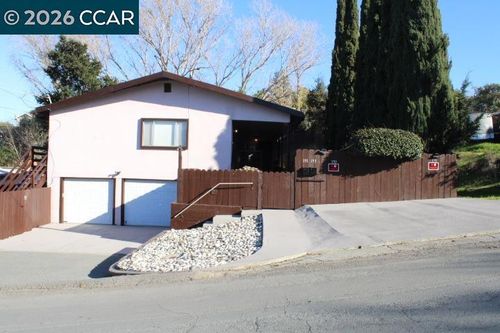191 Pinole Ave, Rodeo, CA, 94572-1331 | Card Image