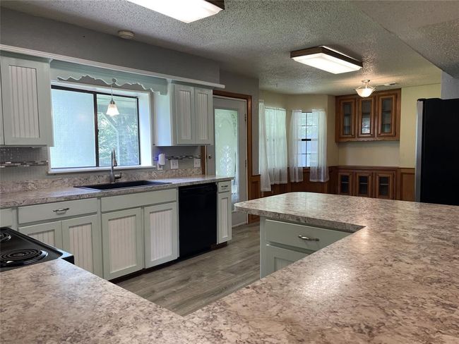 806 Robindale Ln, House other with 4 bedrooms, 4 bathrooms and null parking in Fairfield TX | Image 9