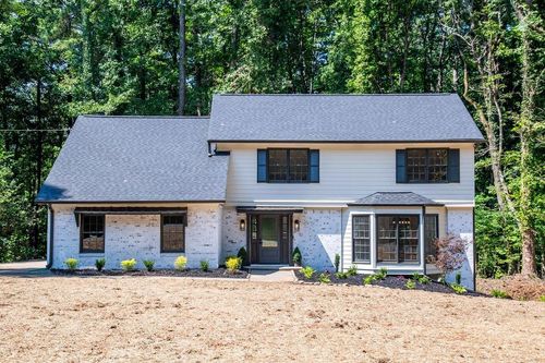 1720 Ridgefield Dr, Roswell, GA, 30075-4126 | Card Image
