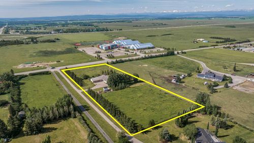 33022 Township Road 250, Calgary, AB, T3Z1L9 | Card Image
