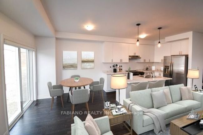 36 Autumn Dr, House attached with 3 bedrooms, 3 bathrooms and 1 parking in Wasaga Beach ON | Image 7