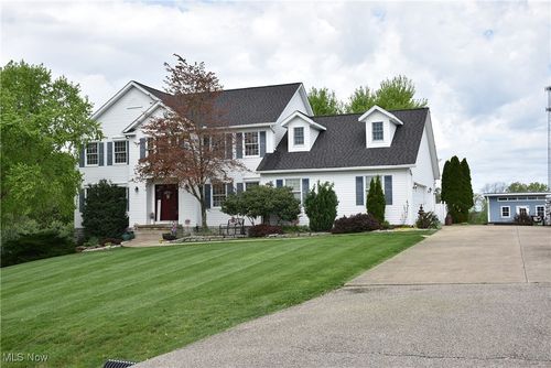 7283 Cattle Dr, Nashport, OH, 43830-9681 | Card Image