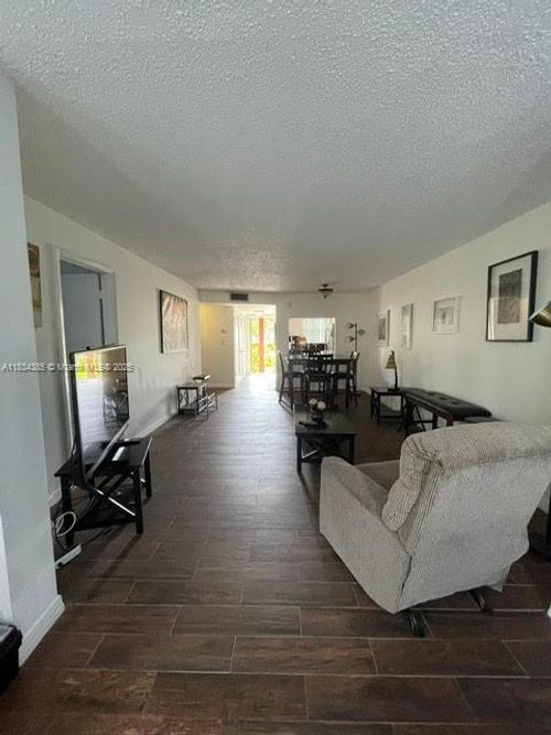 apt-110-3001 E Sunrise Lakes Dr, Sunrise, FL, 33322-1729 | Card Image