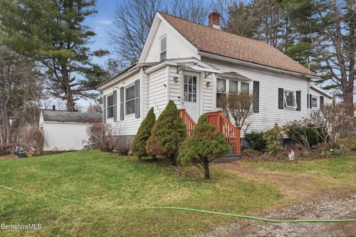 1286 North St, Pittsfield, MA, 01201-1541 | Card Image