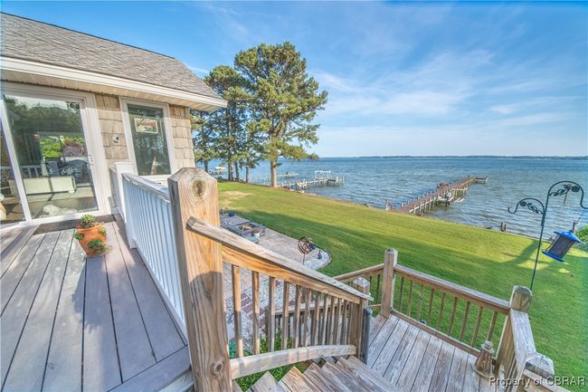 335 Berryville Shores Dr, House other with 3 bedrooms, 2 bathrooms and null parking in Deltaville VA | Image 17
