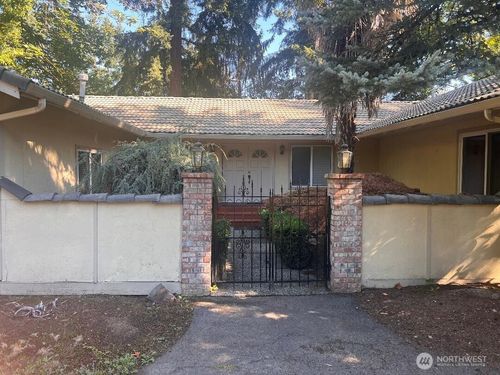 9222 S 198th St, Renton, WA, 98055-4111 | Card Image
