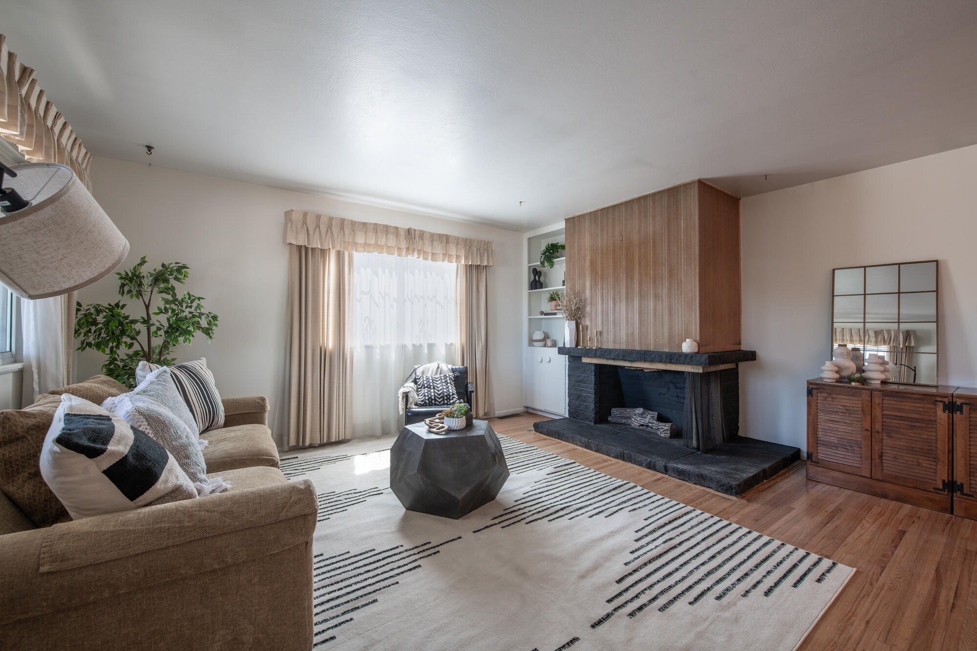 Princess Jeanne Ave, Albuquerque, NM 87112