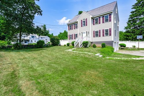 291 Pelham St, Methuen, MA, 01844-1476 | Card Image