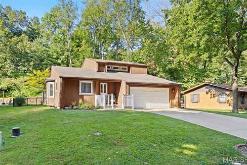 33 Forest Gate Dr, Belleville, IL, 62220-2970 | Card Image