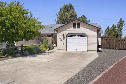 3601 Sw Sw Bobby Jones Court, Redmond, OR, 97756 | Card Image