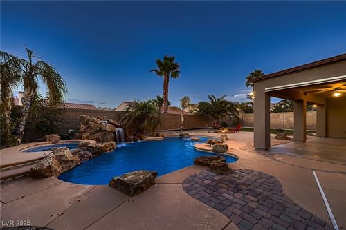 2764 Kilwinning Dr, Henderson, NV, 89044-1574 | Card Image