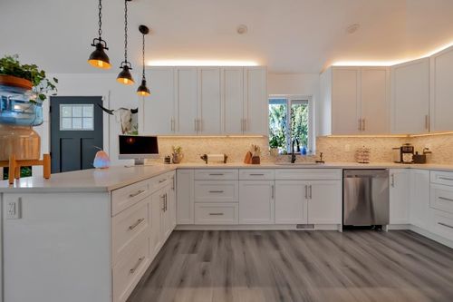 21199 River Rd, Maple Ridge, BC, V2X2A5 | Card Image
