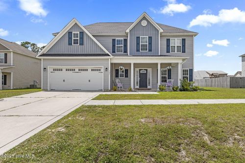 326 Aquamarine Cir, Jacksonville, NC, 28546-8070 | Card Image